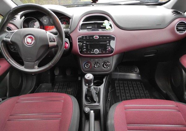 Fiat Punto Evo cena 16800 przebieg: 163100, rok produkcji 2010 z Radom małe 121